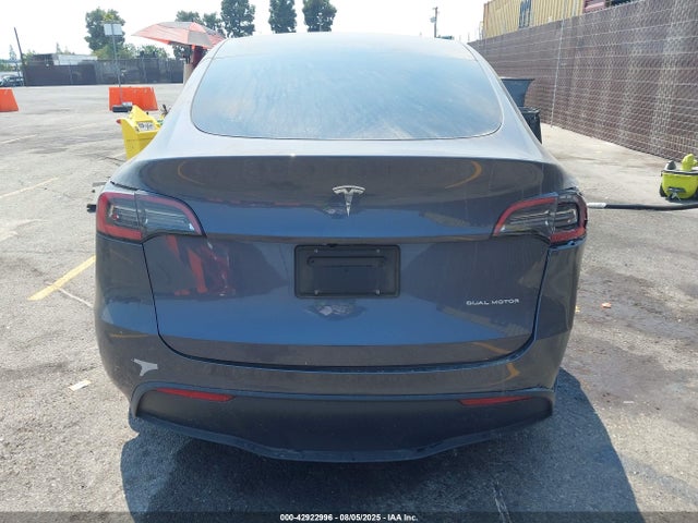 7SAYGDEE5PF889936 Tesla Model Y