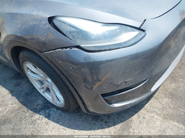 7SAYGDEE5PF889936 Tesla Model Y