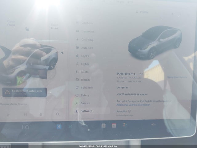 2023 TESLA MODEL Y 7SAYGDEE5PF889936 Photo 6