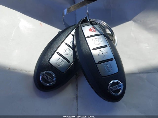3N1AB7AP0JY297607 Nissan 2018
