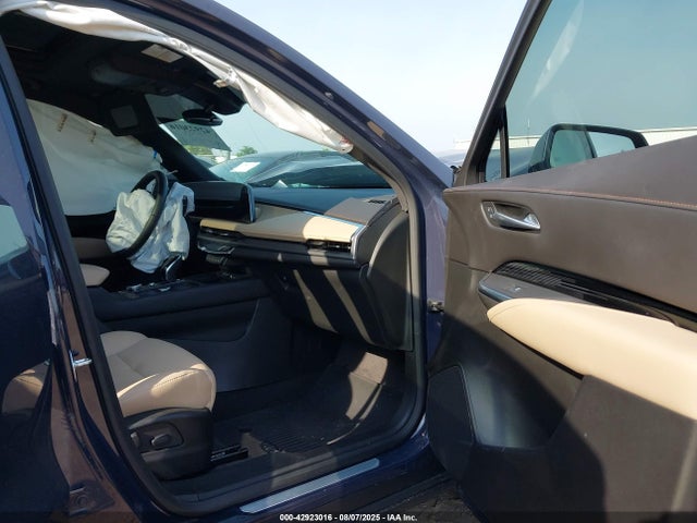 2024 CADILLAC XT4 1GYFZBR42RF221640 Photo 4