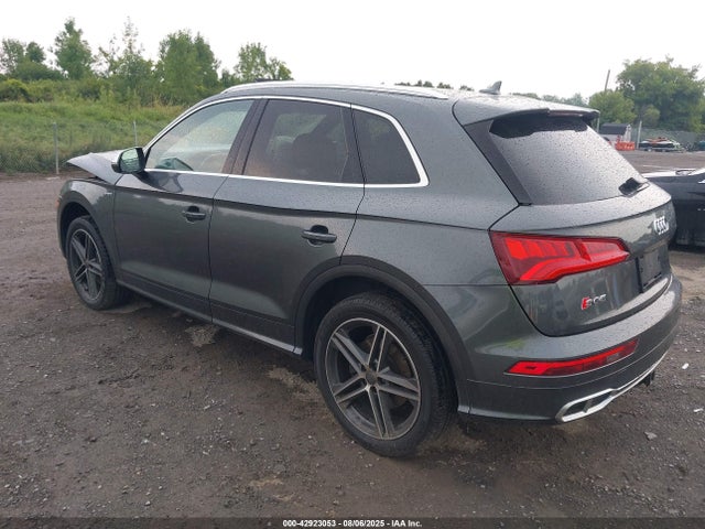 2018 AUDI SQ5 WA1A4AFY4J2009442 Photo 2