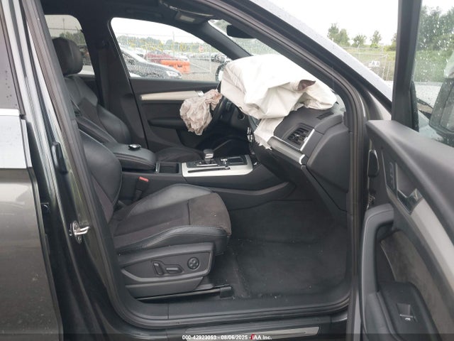 2018 AUDI SQ5 WA1A4AFY4J2009442 Photo 4