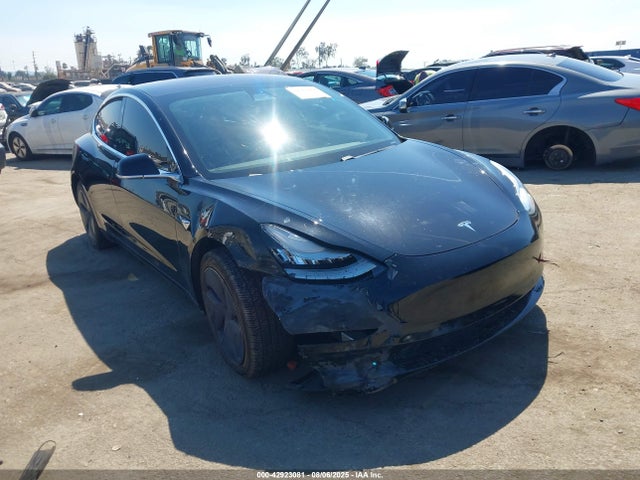 2019 TESLA MODEL 3 5YJ3E1EAXKF306178 Photo 0