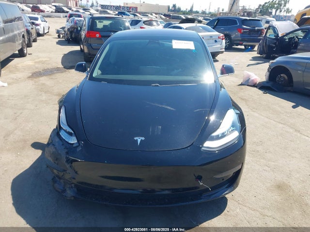 5YJ3E1EAXKF306178 Tesla MODEL 3