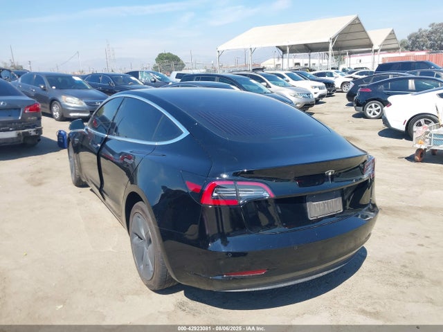 2019 TESLA MODEL 3 5YJ3E1EAXKF306178 Photo 2