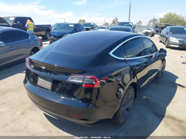 2019 TESLA MODEL 3 5YJ3E1EAXKF306178 Photo 3