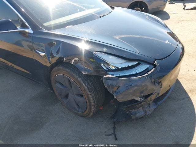 2019 TESLA MODEL 3 5YJ3E1EAXKF306178 Photo 5