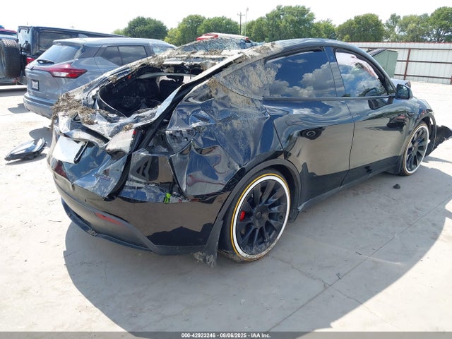 2022 TESLA MODEL Y 7SAYGDEF4NF443931 Photo 3