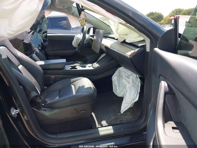 2022 TESLA MODEL Y 7SAYGDEF4NF443931 Photo 4