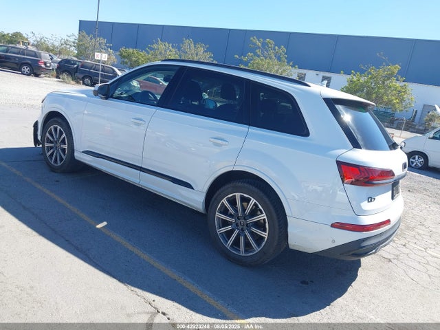 2023 AUDI Q7 WA1LCBF70PD001313 Photo 2