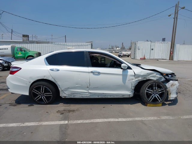 Honda Accord Sport 2017 1HGCR2F53HA041585 Image 14