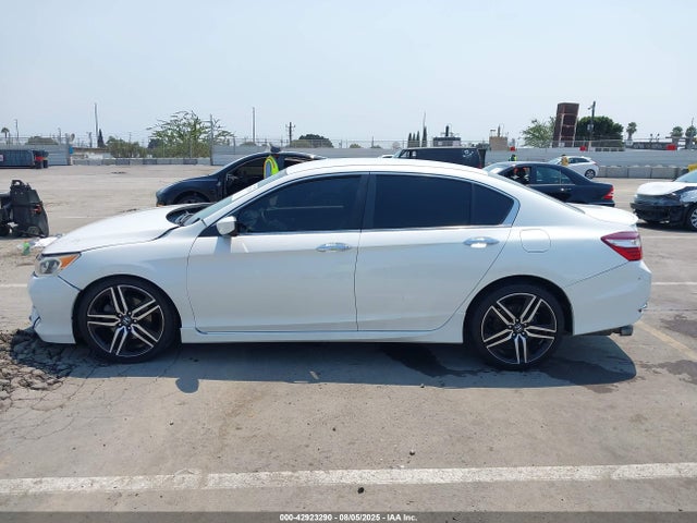 Honda Accord Sport 2017 1HGCR2F53HA041585 Image 15