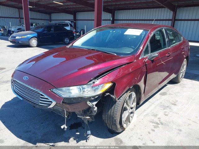 Ford 2018 2018 3FA6P0HD7JR272646 Image 2