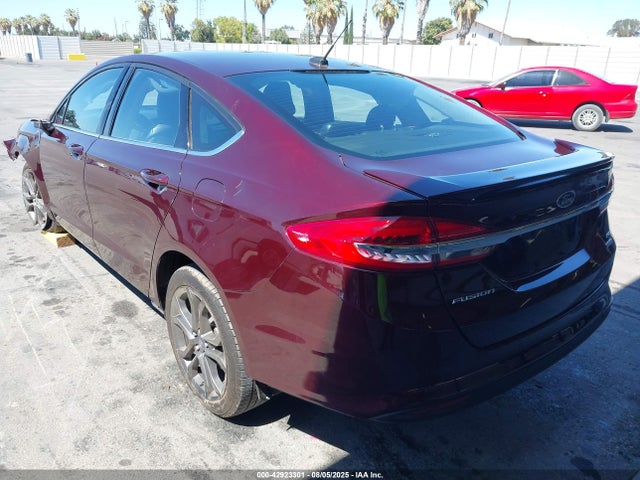 Ford 2018 2018 3FA6P0HD7JR272646 Image 3