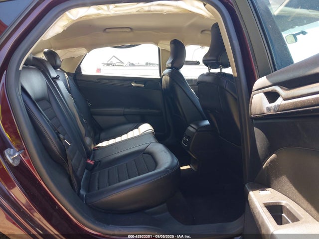 Ford 2018 2018 3FA6P0HD7JR272646 Image 8