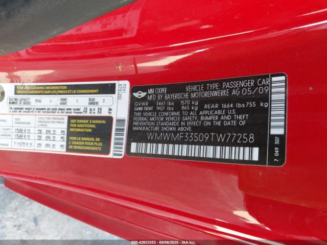 2009 MINI COOPER WMWMF33509TW77258 Photo 8