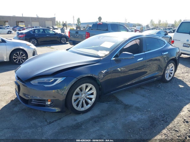 2016 TESLA MODEL S 5YJSA1E17GF153760 Photo 1