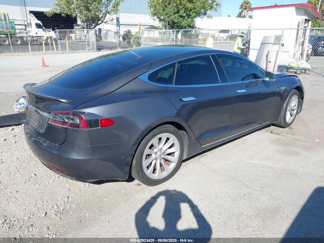 2016 TESLA MODEL S 5YJSA1E17GF153760 Photo 3