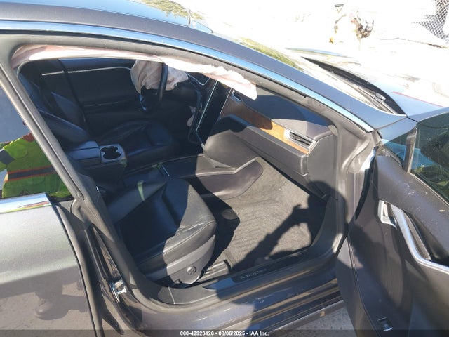 2016 TESLA MODEL S 5YJSA1E17GF153760 Photo 4