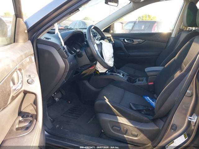 Nissan 2017 2017 KNMAT2MT4HP572929 Image 5