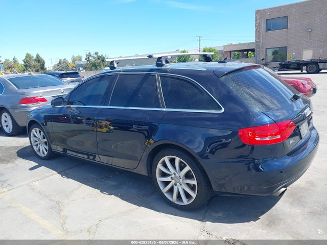 2011 AUDI A4 WAUWFAFL3BA056170 Photo 2