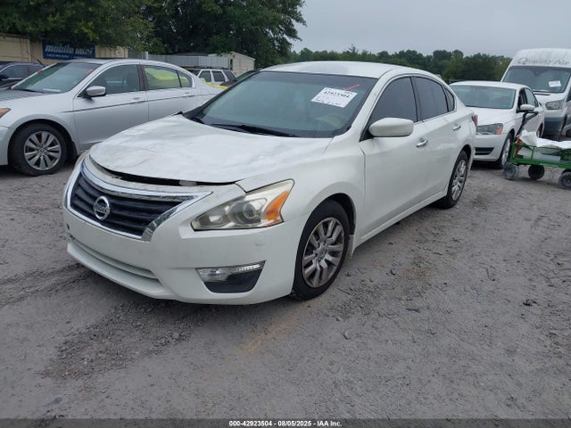 1N4AL3AP4FN352346 Nissan 2015