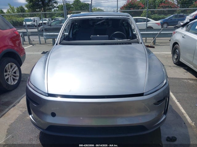 2026 TESLA MODEL Y 7SAYGDEE4TA389676 Photo 9