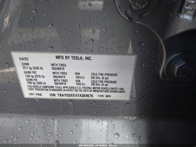 2026 TESLA MODEL Y 7SAYGDEE4TA389676 Photo 8