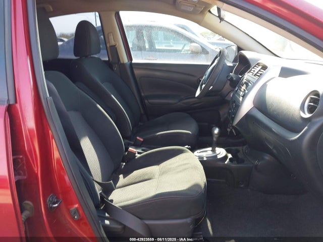 3N1CN7AP5JL801663 Nissan 2018