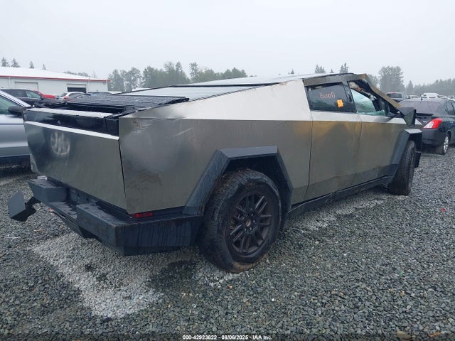 2024 TESLA CYBERTRUCK 7G2CEHEE6RA042814 Photo 3