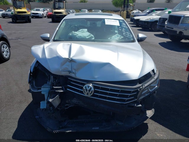 Volkswagen 2019 2019 1VWLA7A37KC012334 Image 12
