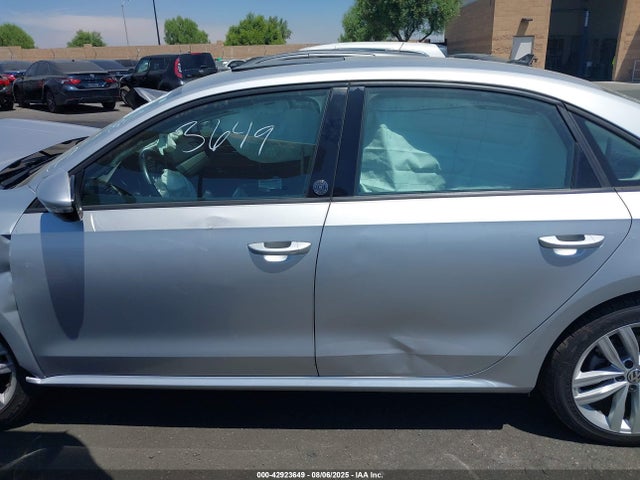 Volkswagen 2019 2019 1VWLA7A37KC012334 Image 14