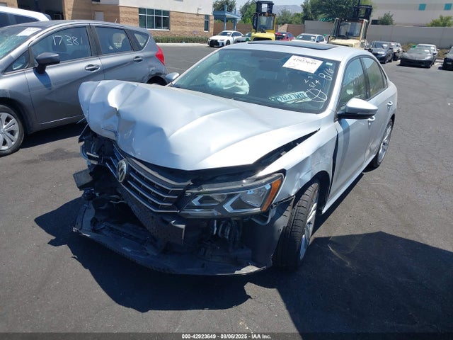 Volkswagen 2019 2019 1VWLA7A37KC012334 Image 2
