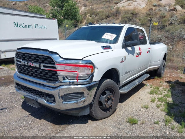 Auction sale of the 2022 Ram 3500 Big Horn  4x4 8' Box, vin: 3C63RRHL4NG276715, lot number: 42923672