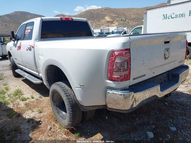 Auction sale of the 2022 Ram 3500 Big Horn  4x4 8' Box, vin: 3C63RRHL4NG276715, lot number: 42923672