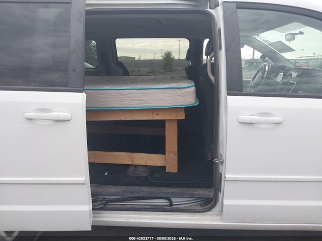 2C4RDGBG2GR122616 Dodge Grand Caravan