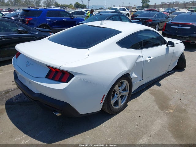 Ford 4v 2024 1FA6P8TH5R5113938 Image 4