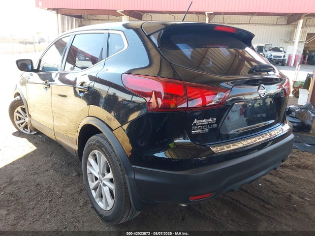 JN1BJ1CPXHW000636 Nissan ROGUE SPORT