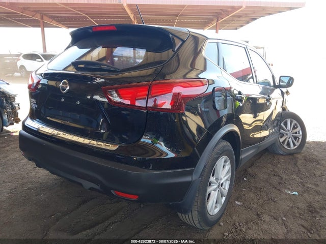 JN1BJ1CPXHW000636 Nissan ROGUE SPORT