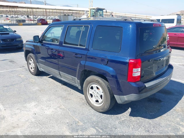 Jeep 2016 2016 1C4NJPBA7GD722179 Image 3