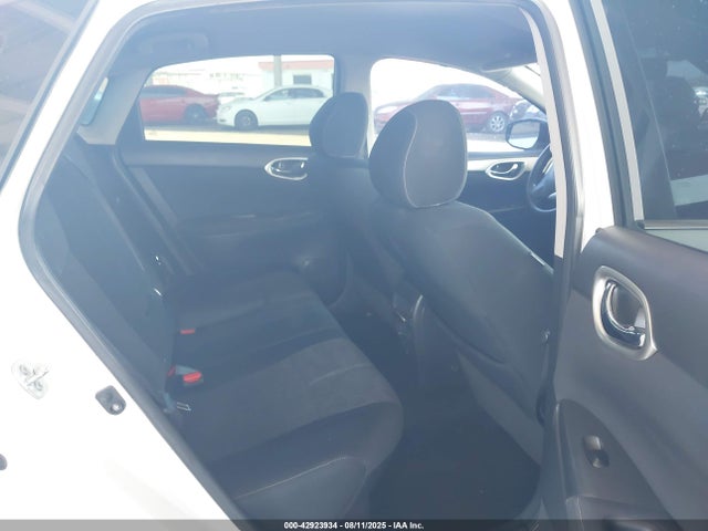 Nissan 2014 2014 3N1AB7AP3EL652935 Image 8