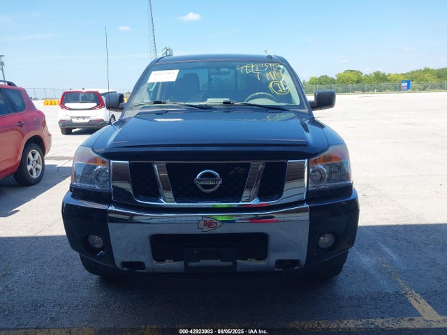 Nissan Titan 2015 1N6BA0CC4FN510775 Image 12