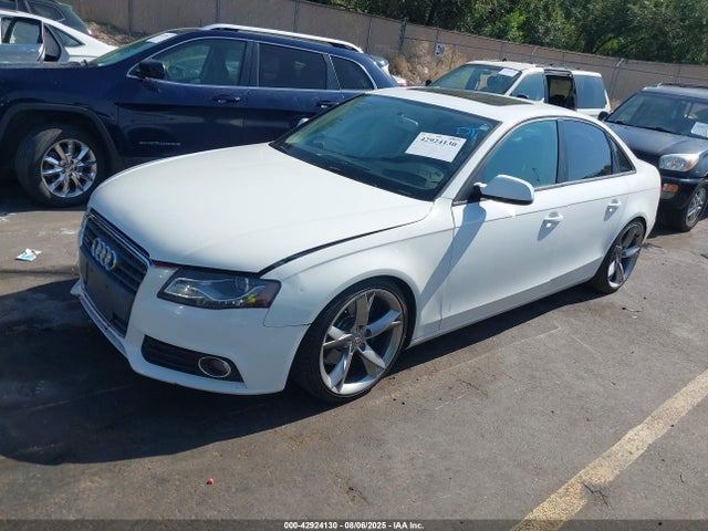 2011 AUDI A4 WAUAFAFL6BN043139 Photo 1