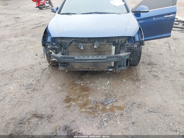 Hyundai 2017 2017 5NPE34AF5HH559405 Image 6