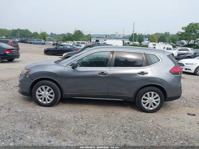 Nissan 2017 2017 KNMAT2MTXHP515862 Image 14