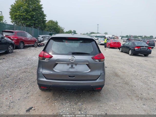 Nissan 2017 2017 KNMAT2MTXHP515862 Image 16