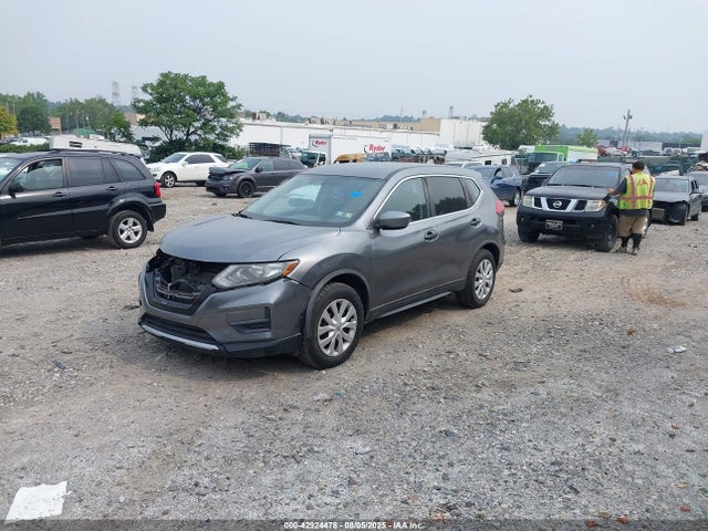 Nissan 2017 2017 KNMAT2MTXHP515862 Image 2