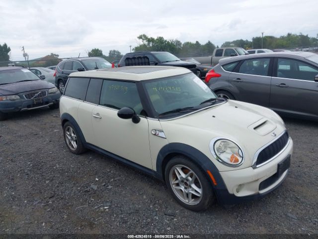 2010 MINI COOPER S CLUBMAN WMWMM3C5XATP75868 Photo 0
