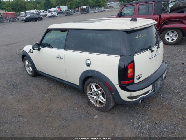 2010 MINI COOPER S CLUBMAN WMWMM3C5XATP75868 Photo 2